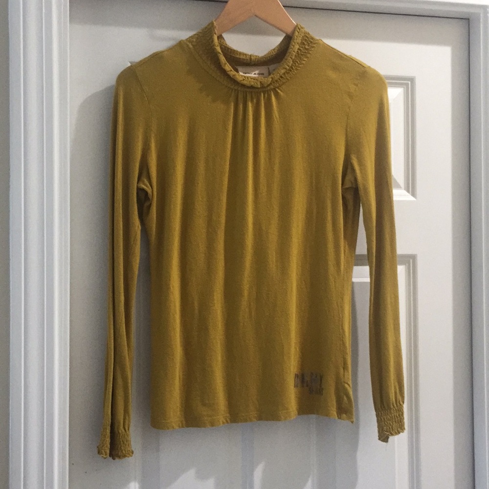 DKNY top